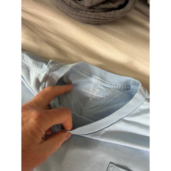 Vineyard Vines Blue lobster whale Shirt size 12-14 - Picture 2 of 3